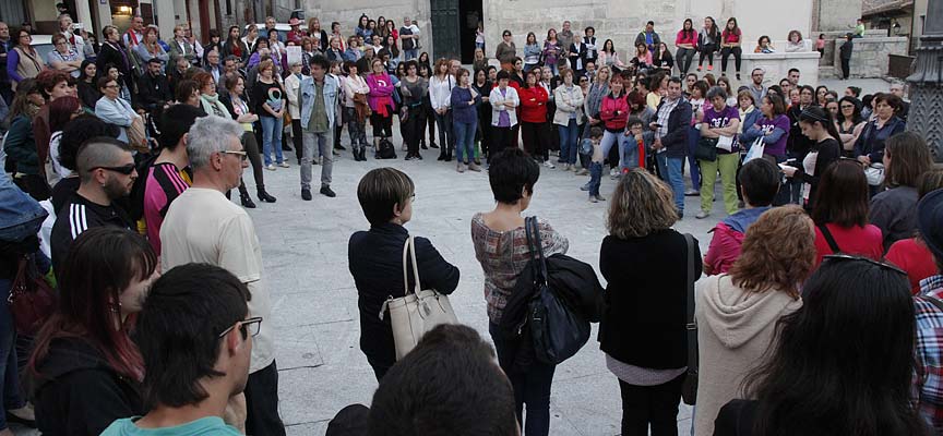 Concentración en contra de la sentencia del juicio a 