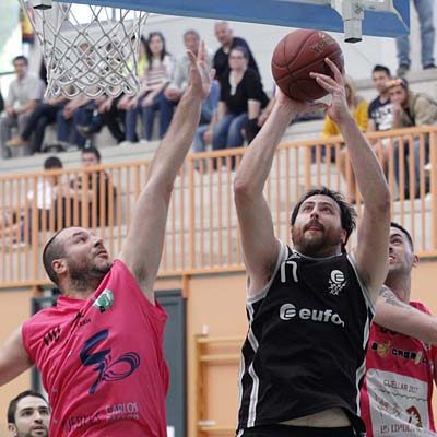 El Cuéllar Basket Team jugará el domingo la final de la liga senior masculina provincial