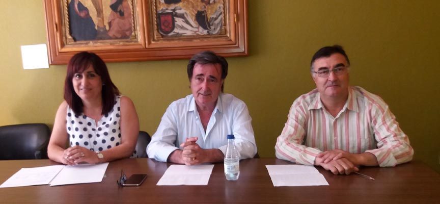 El alcalde de Cuéllar destaca la transformación del municipio en los últimos 11 años frente a las críticas del PSOE