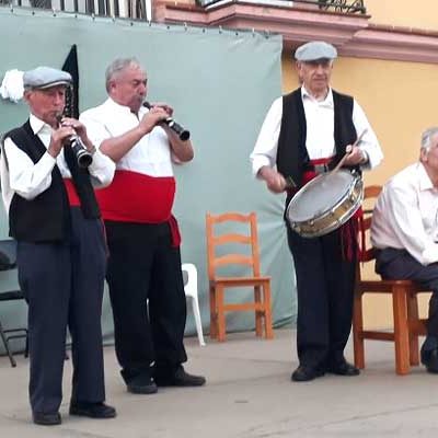 Fuenterrebollo rinde homenaje a Serafín Vaquerizo con su V Festival de Folclore