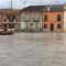 Una intensa tormenta inunda calles y bajos en Cuéllar y aisla Vallelado