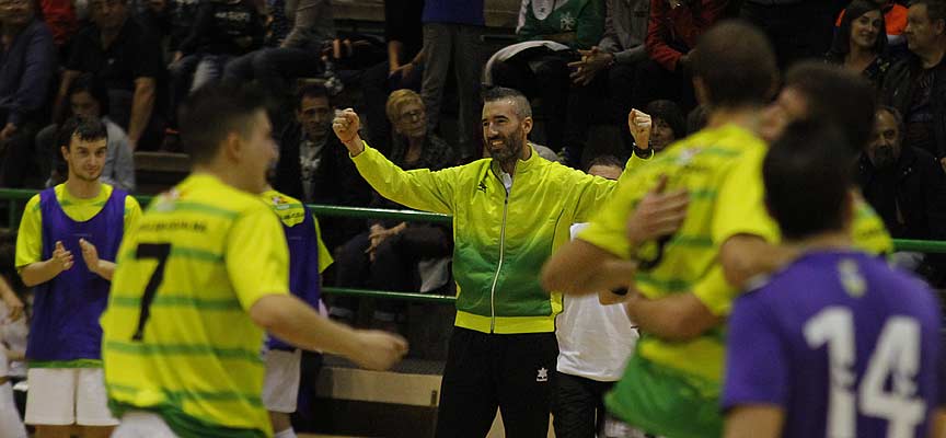 Partido-de-fútbol-sala-entre-fs-cuellar-cojalba-y-guadalajara-escuellar