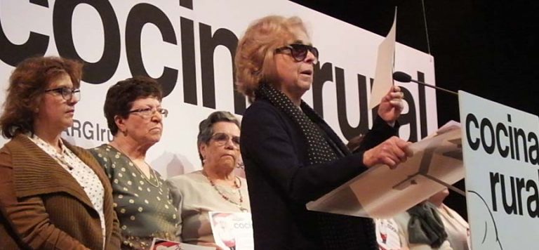 El II Foro de la Cocina Rural homenajea a trece veteranas mujeres de la cocina tradicional segoviana