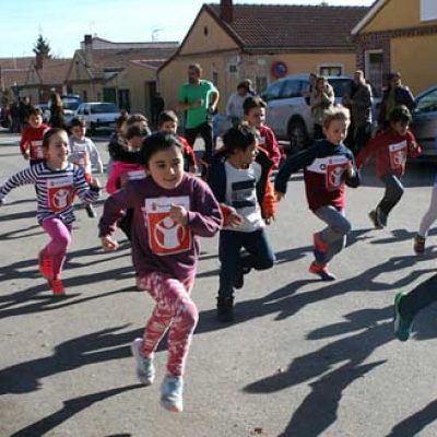 Los alumnos del colegio San Gil sumaron `Kilómetros de solidaridad´ a beneficio de Save the Children