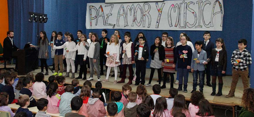 Día-de-la-Paz-colegio-San-Gil-Cuéllar-escuellar