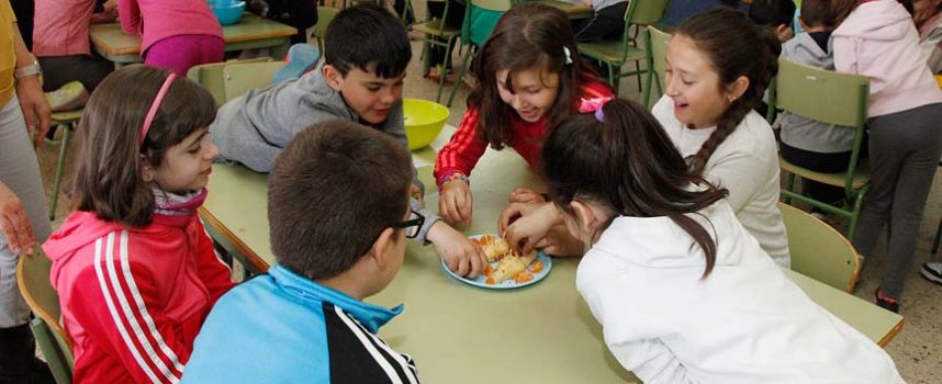 Juegos y creatividad para promover el consumo de frutas y verduras entre los escolares