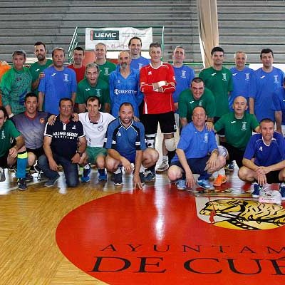 FS Cuéllar Cojalba celebró su 25 aniversario reuniendo en un partido a técnicos y jugadores