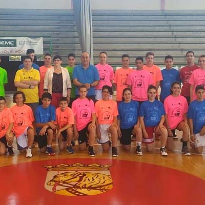 Treinta jóvenes han participado en el Programa Especialízate de baloncesto en Cuéllar