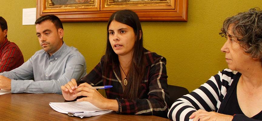 PP y Ciudadanos llevaron al pleno la polémica sobre un tuit `antitaurino´ de la concejala de Juventud