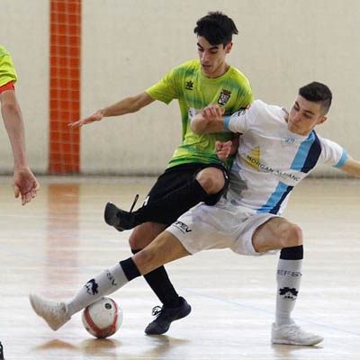 El FS Cuéllar juvenil logra en el derbi contra Valverde su primera victoria de la temporada