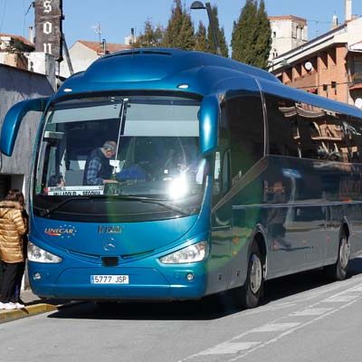 Centrados pide la mejora del apeadero de autobuses de la villa