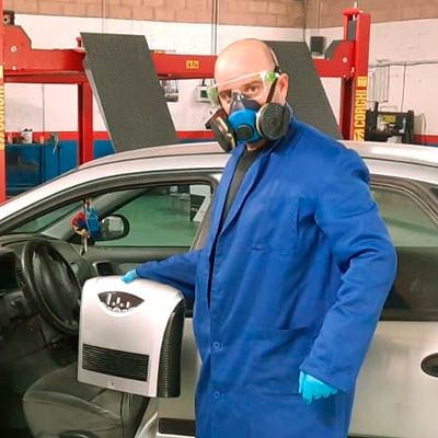 Una empresa cuellarana desinfecta gratuitamente con ozono los vehículos oficiales, municipales y sanitarios