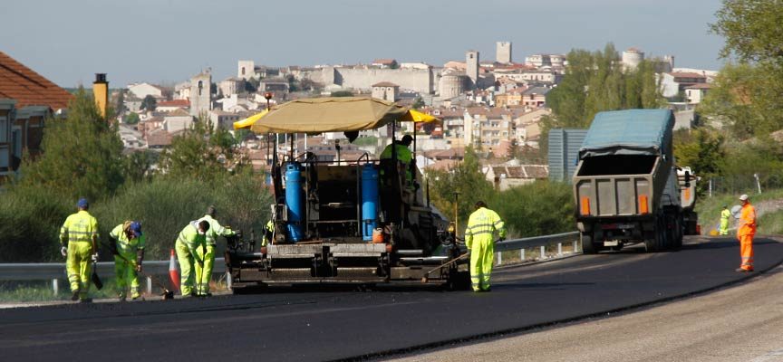 Fomento y Medio Ambiente autoriza 3,5 millones de euros para obras en la VA-223, de Peñafiel al límite con Segovia