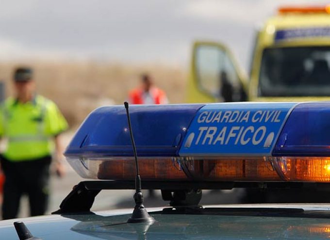 Tres jóvenes heridos en un accidente en la carretera de Torregutiérrez