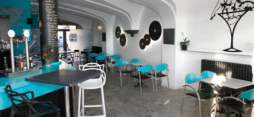 interior cafe bar Las Iglesuelas de Cuéllar