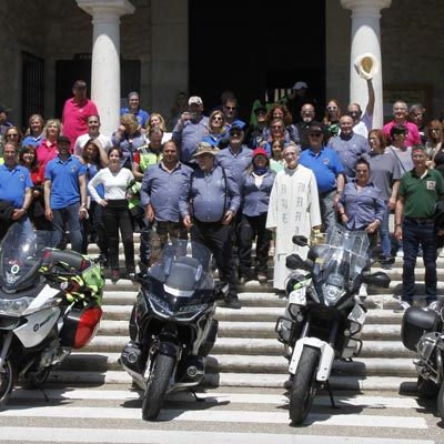 El Motoclub `Los Lobos del Asfalto´ visita el Santuario de el Henar en su Año Jubilar
