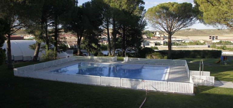 Cuéllar renovará la piscina infantil y la cubierta de la climatizada con cargo al remanente