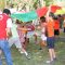 Mayores y niños disfrutan de actividades intergeneracionales con Cruz Roja