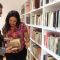 El autor y director Luis Araújo cede a la biblioteca de Cuéllar 2.400 ejemplares de su colección particular