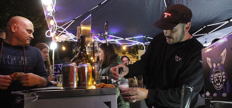 Éxito de la II Feria de la Cerveza Artesana de Torregutiérrez