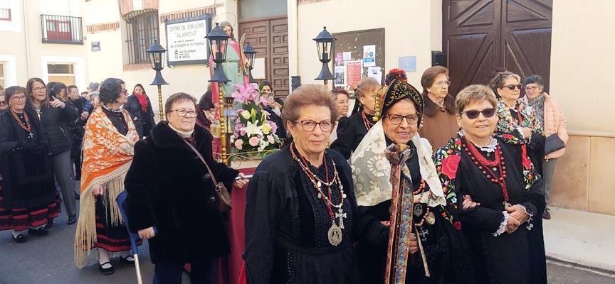 Uno momneo de a procesion de Santa águeda celebrada en Fuenterrebollo en 2023. | Foto: Ayuntamiento de Fuenterrebollo |