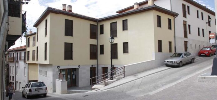 Vista exterior de la sala cultural Alfonsa dela Torre. | Foto: Gabriel Gómez |