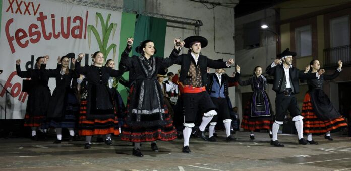 Festival Folclórico del Ajo 2024 en Vallelado. | Foto: Gabriel Gómez |