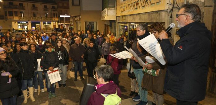 Marcha por el Día Internacional para la Eliminación de la Violencia contra la Mujer 2024 en Cuéllar. | Foto: Gabriel Gómez |