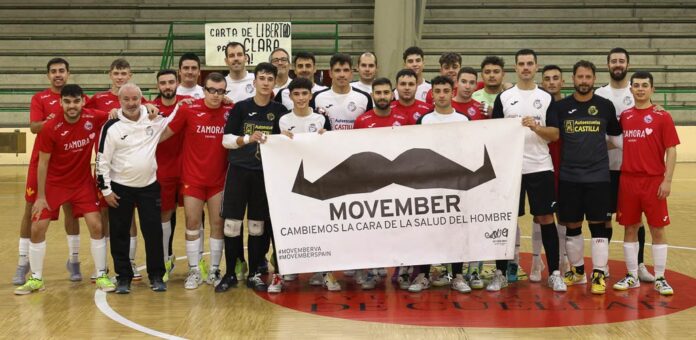 Partido entre Racing Cuéllar y River Zamora. | Foto: Gabriel Gómez |