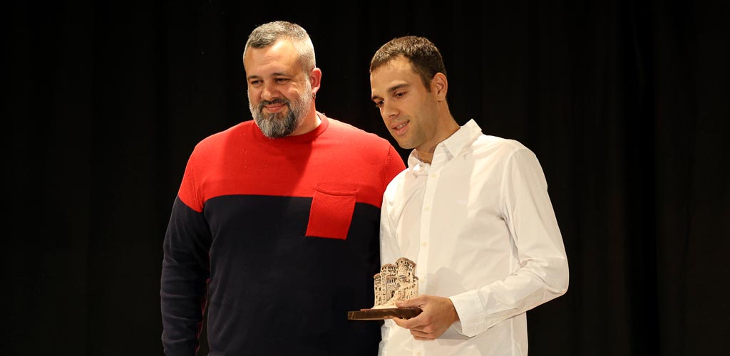 premios-deporte-cuellar-2024-ES-GGG_1618 Gala de entrega de los Premios al Deporte de Cuéllar 2024. | Foto: Gabriel Gómez |