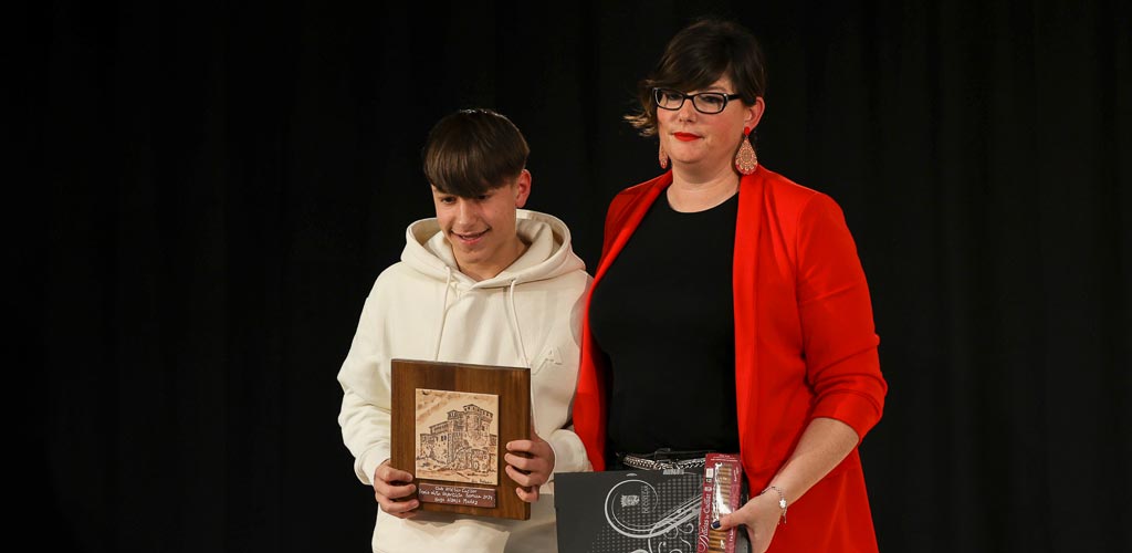 premios-deporte-cuellar-2024-ES-GGG_1674 Gala de entrega de los Premios al Deporte de Cuéllar 2024. | Foto: Gabriel Gómez |