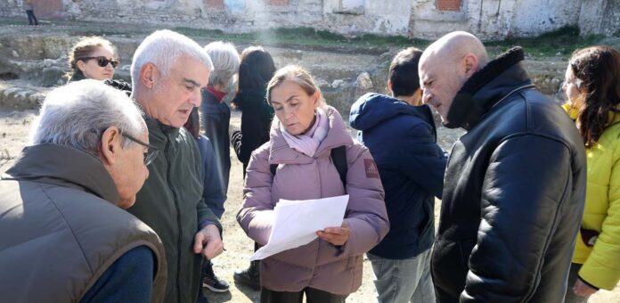 Visita al estudio arqueológico del antiguo convento de San Francisco. | Foto: Gabriel Gómez |
