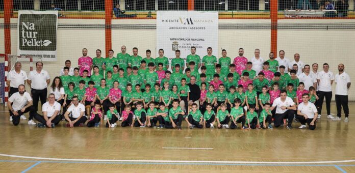 Presentación de los equipos del club FS Cuéllar Cojalba de la temporada 2024-25. | Foto: Gabriel Gómez |