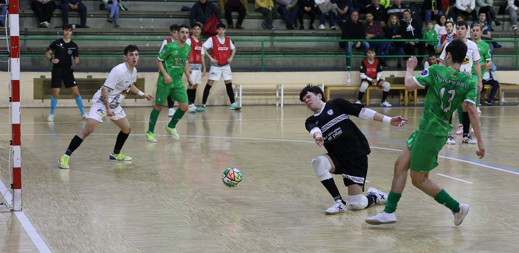 fs-cuellar-cojalba-salamanca-3-2025-ES-GGG_7465 Partido disputado en Cuéllar entre el FS Cuéllar Cojalba y el Salamanca B. | Foto: Gabriel Gómez |