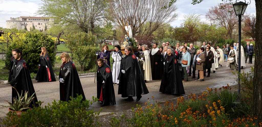 procesion-compasion-alamillo-semana-santa-2025-ES-GGG_0029 Procesionaria de Nuestra Señora del Compasión. | Foto: Gabriel Gómez |