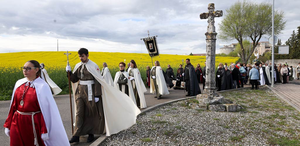 procesion-compasion-alamillo-semana-santa-2025-ES-GGG_9912 Procesionaria de Nuestra Señora del Compasión. | Foto: Gabriel Gómez |