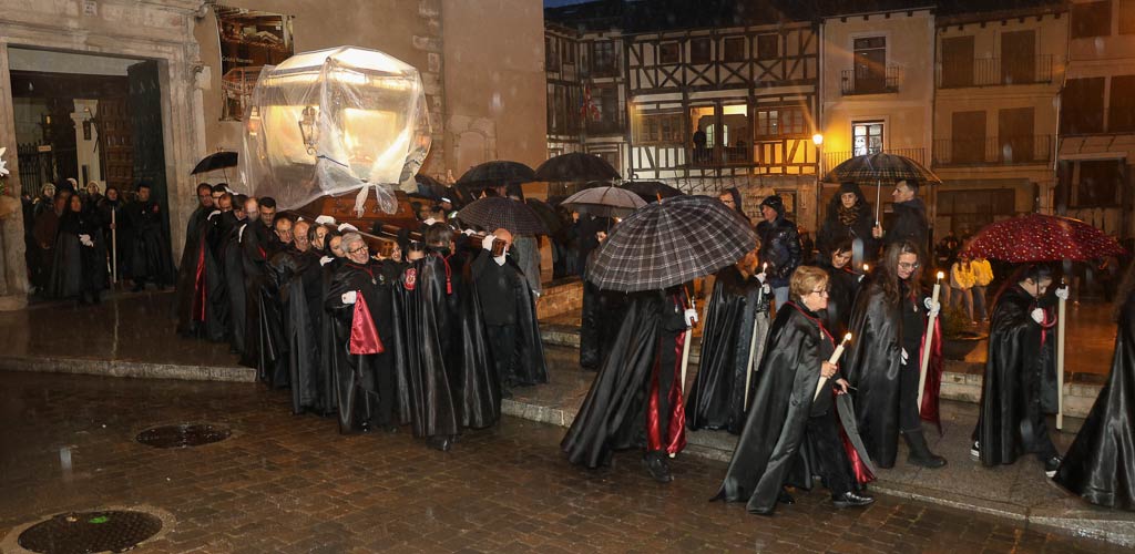 procesion-viernes-santo-2025-ES-GGG_1748