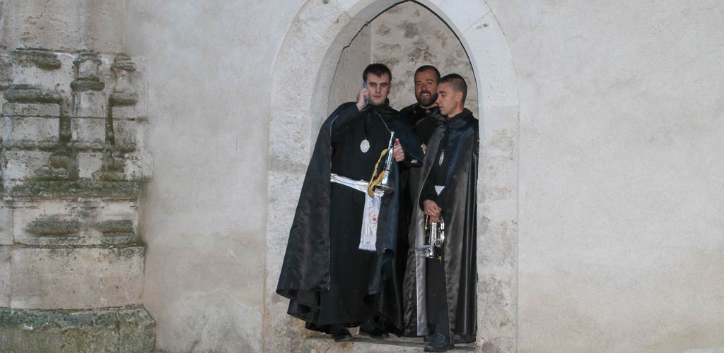 procesion-viernes-santo-2025-ES-NPM_7332