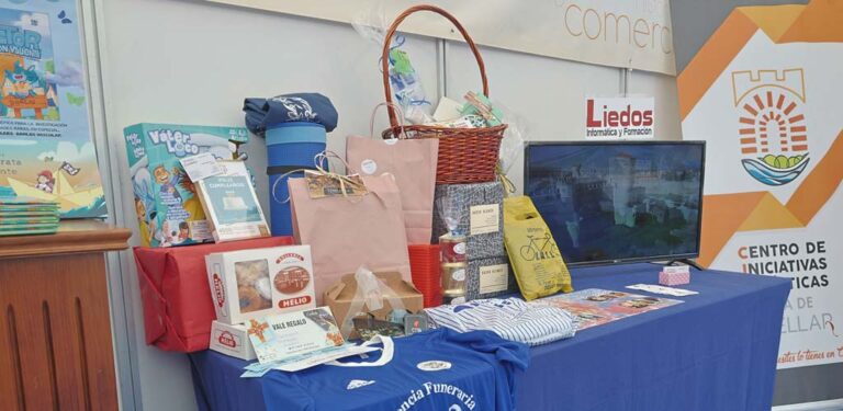 El CIT Villa de Cuéllar muestra su cara más solidaria en la Feria de Cuéllar