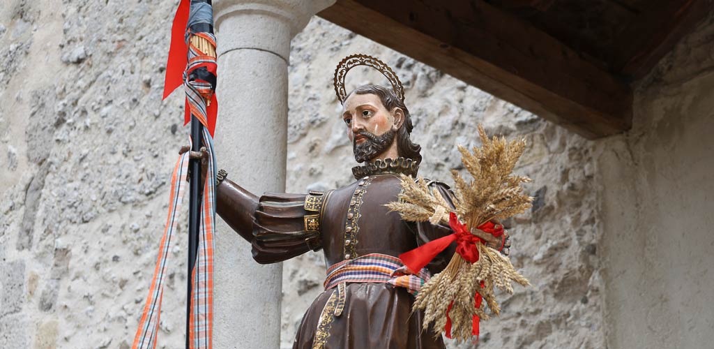 fiesta-san-isidro-cuellar-2025-ES-GGG_4276 Imagen de San Isidro. | Foto: Gabriel Gómez |