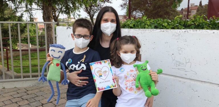 Leire y Sergio: dos guerreros ‘de la mano’ contra la leucemia infantil