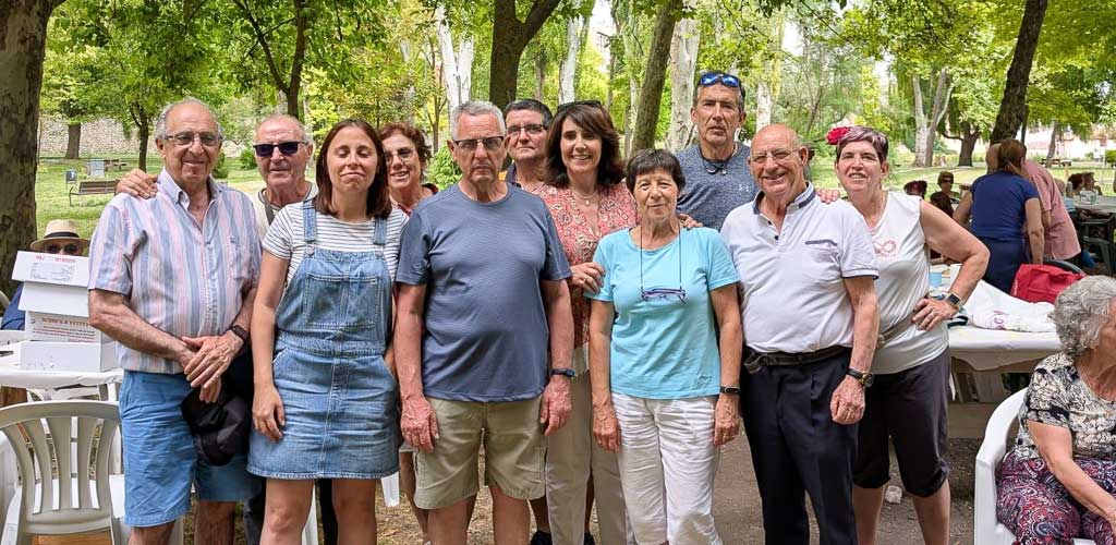 encuentro-parque-2025-centro-dia-personas-mayores-ES-JCyL_1 Encuentro en el Parque 2025 del Centro de Día de Personas Mayores de Cuéllar. | Foto: Junta de Castilla y León |
