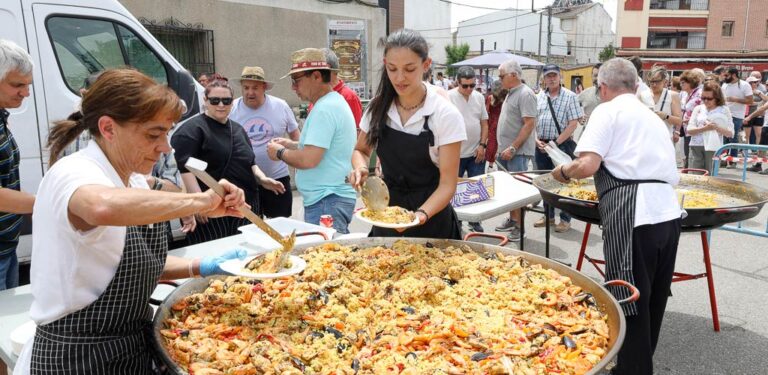 Los vecinos de San Gil disfrutaron de las fiestas de su barrio