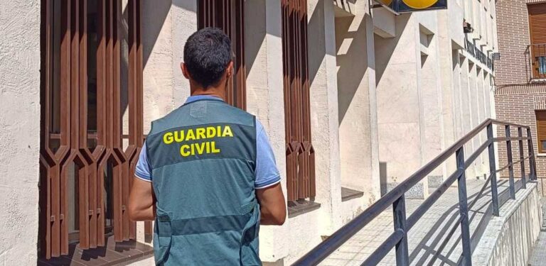 La Guardia Civil investiga a una mujer por un delito de hurto en Chañe
