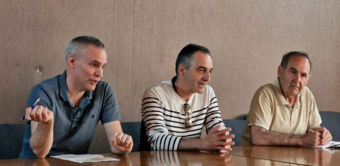 Presentación del libro «Memoria de Lastras» de Ignacio Sanz en Lastras de Cuéllar. | Foto: Margarita Vega |