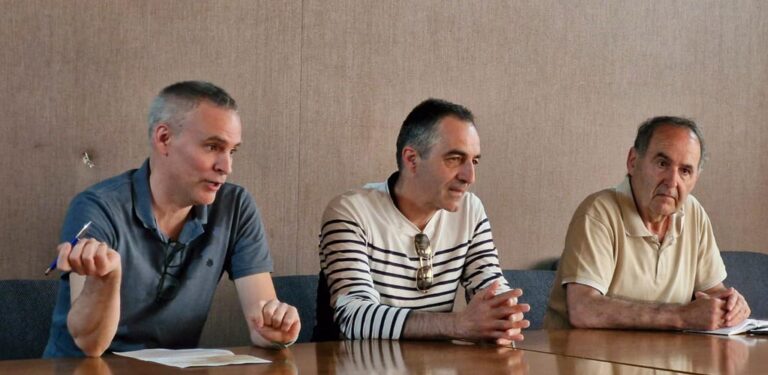 Lastras de Cuéllar arropó a Ignacio Sanz en la presentación de su libro sobre la localidad