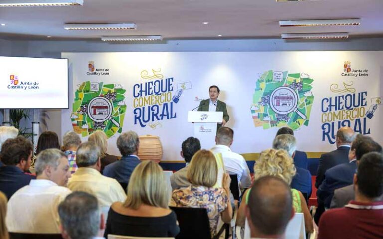 La Junta lanza el Cheque Comercio Rural para garantizar el abastecimiento en los pequeños municipios