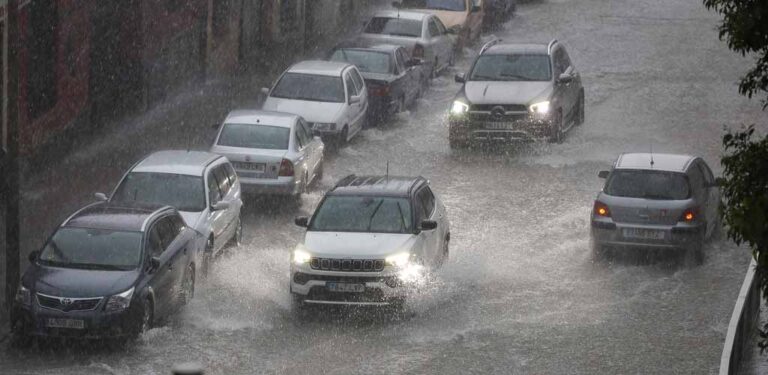 Protección Civil declara la alerta por fenómenos meteorológicos adversos en todas las provincias