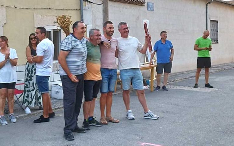 Escarabajosa de Cuéllar gana el III Concurso de Bolos “No te pases cuatro pueblos”