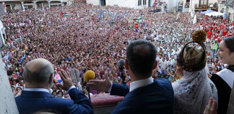 Cuéllar vibra en fiestas tras escuchar el “Cuellaranas, cuellaranos ¡a por ellos!”